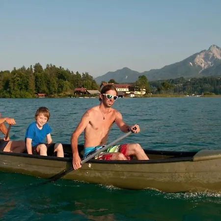 Konukevi Gaestehaus Am Walde - Familie Troller Ledenitzen